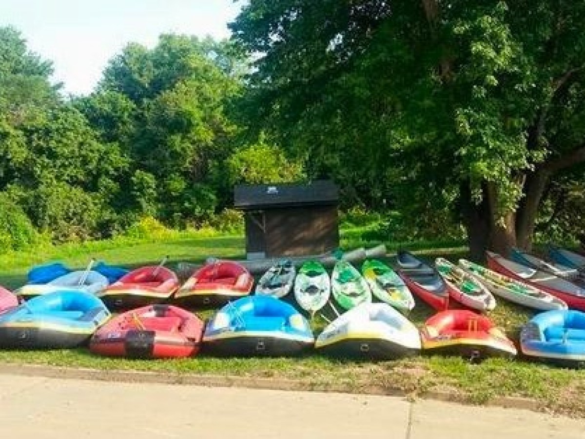 kayaks, canoes, and rafts for rent in Missouri